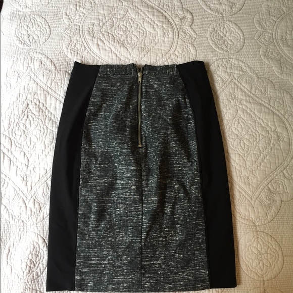 H&M Midi Work Skirt - Picture 2 of 3